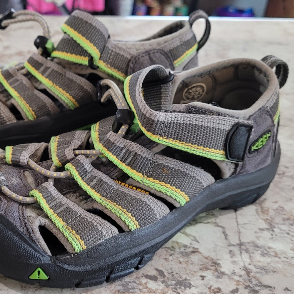 Youth 1 Keen sandals